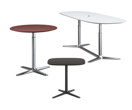 Différentes tables réglables en hauteur sur fond blanc